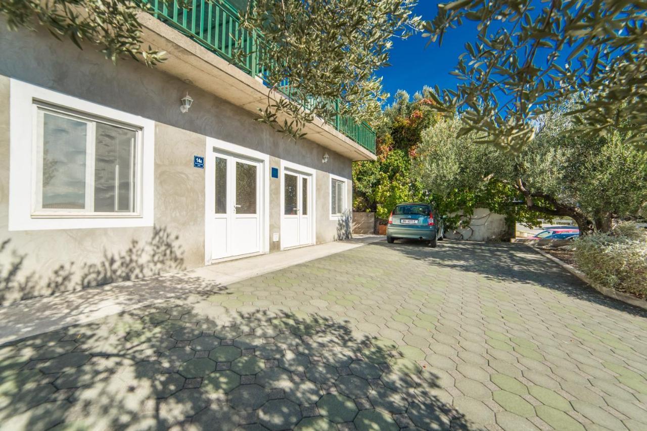 Apartment Jadranka Брист Екстер'єр фото
