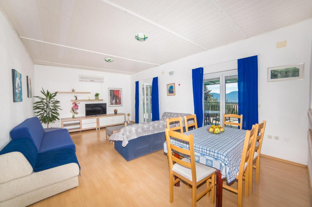 Apartment Jadranka Брист Екстер'єр фото