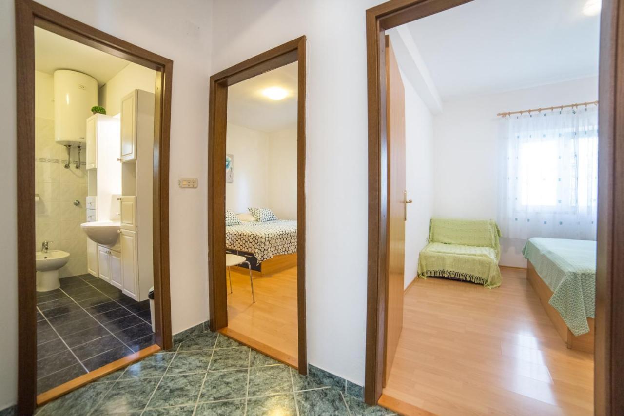 Apartment Jadranka Брист Екстер'єр фото