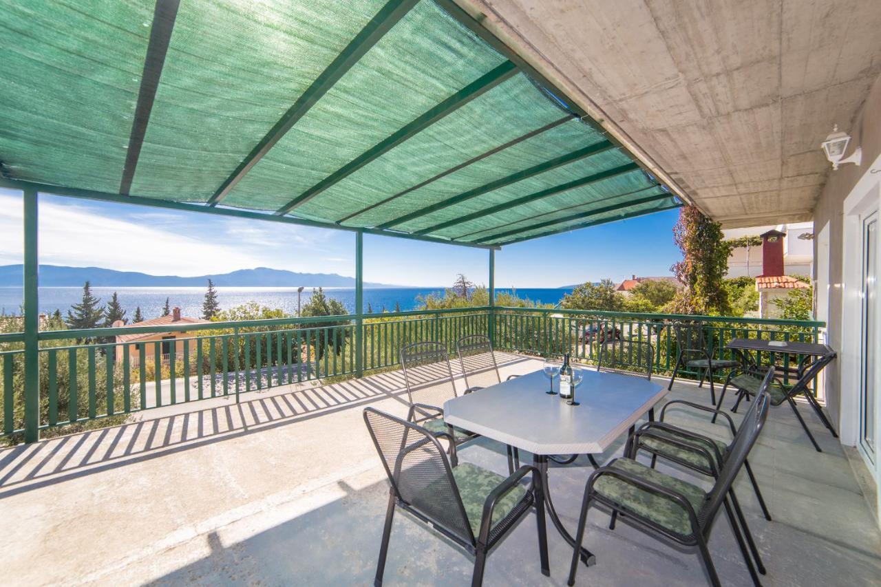 Apartment Jadranka Брист Екстер'єр фото
